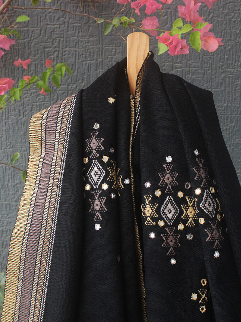 Black Bhujodi Handloom Acrylic Wool Shawl