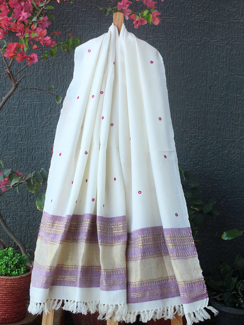 Off-White Bhujodi Handloom Acrylic Wool Shawl