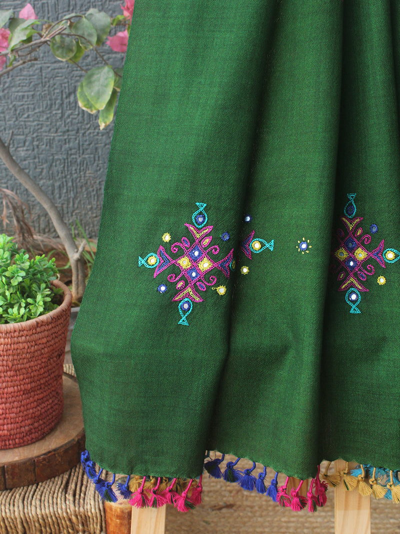 Green Bhujodi Handloom Pure Wool Ahir Hand Embroidery Stole