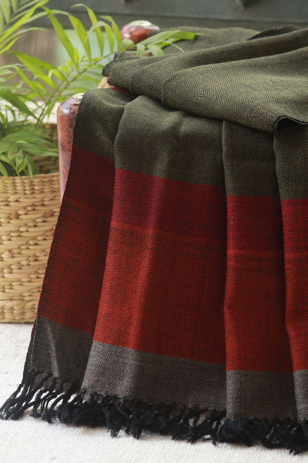 Khaki and Black Dual Toned Kinnauri Handwoven Pure Wool Shawl